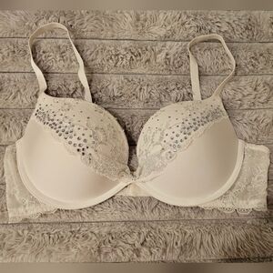 Beautiful Rhinestone Victoria Secret push up bra size 36C